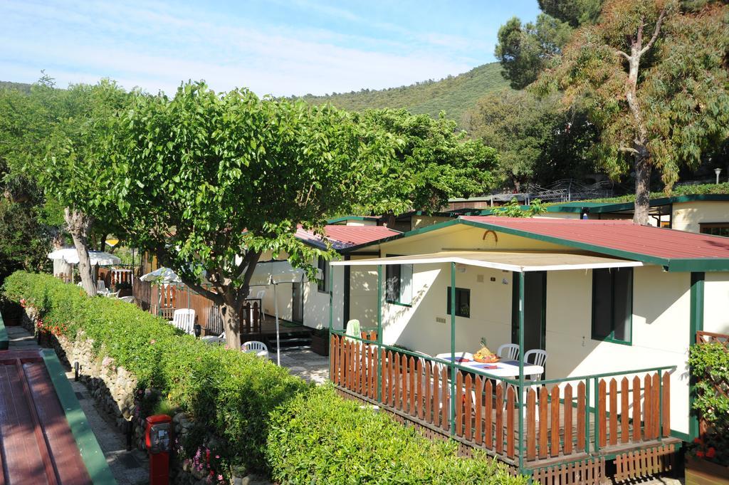 Camping Village Scaglieri 포르토페라이오 외부 사진